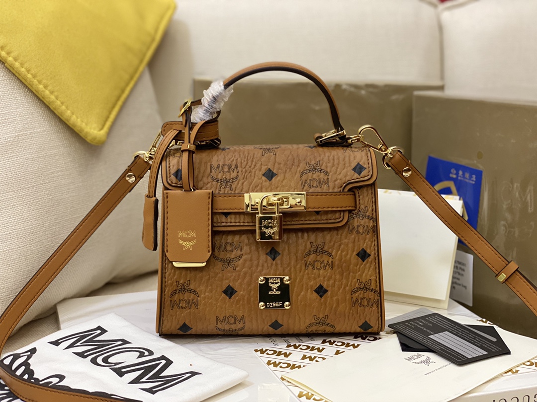 𝑴𝑪𝑴 𝑲𝒆𝒍𝒍𝒚 Kelly Crossbody Bag – MCM τσαντεσ Outlet Greece skroutz MCM ...